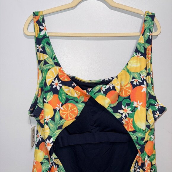 NWT Old Navy Womens Citrus Print One-Piece Swimsuit 4X - Picture 5 of 7